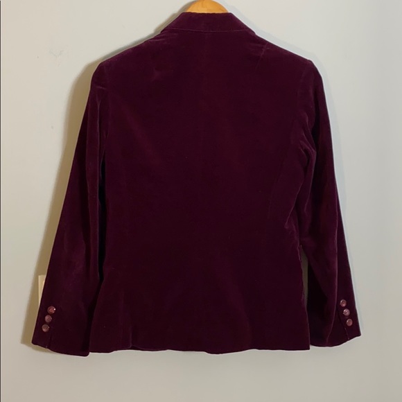 4/$20! Dillard’s Burgundy Velvet Blazer - Picture 6 of 9